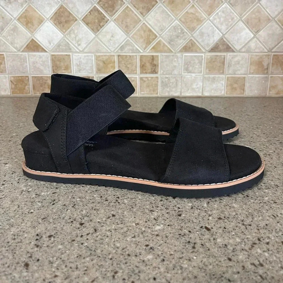 Bobs from Sketchers Women’s Black/Black Desert Kiss Sandal in Size 10W - Picture 3 of 9